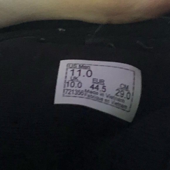 Men’s Vans High Tops - Picture 5 of 5